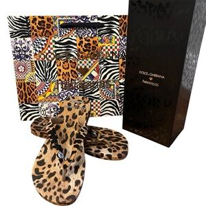 Havaianas Leopard Print Flip Flops